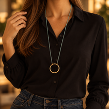 Load image into Gallery viewer, Collier de lunettes Camille turquoise porté – LUTECE
